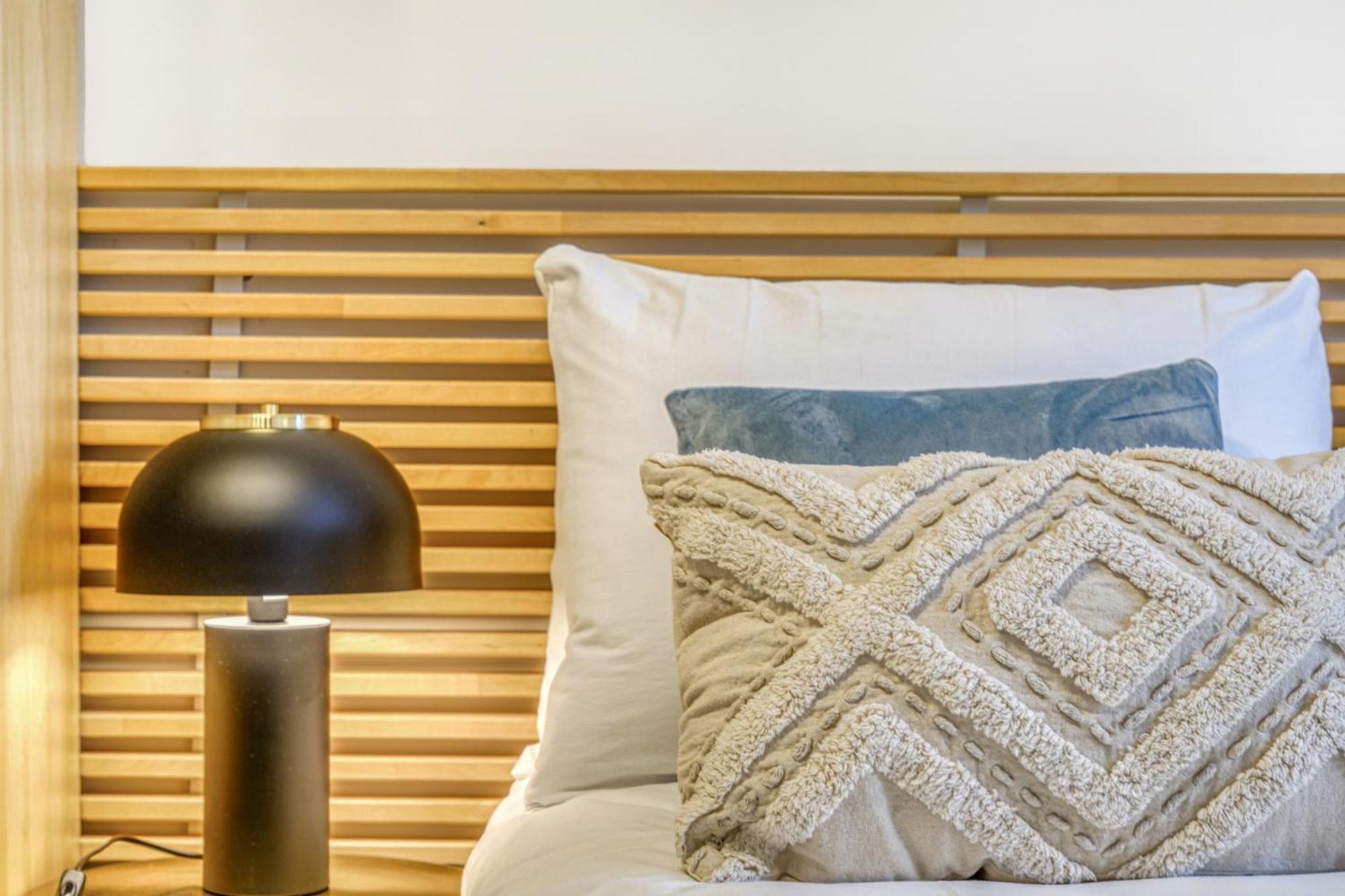 Executive 4 Bedroom Town House In Canada Water Free Wifi & Parking By City Stay Aparts London Kültér fotó