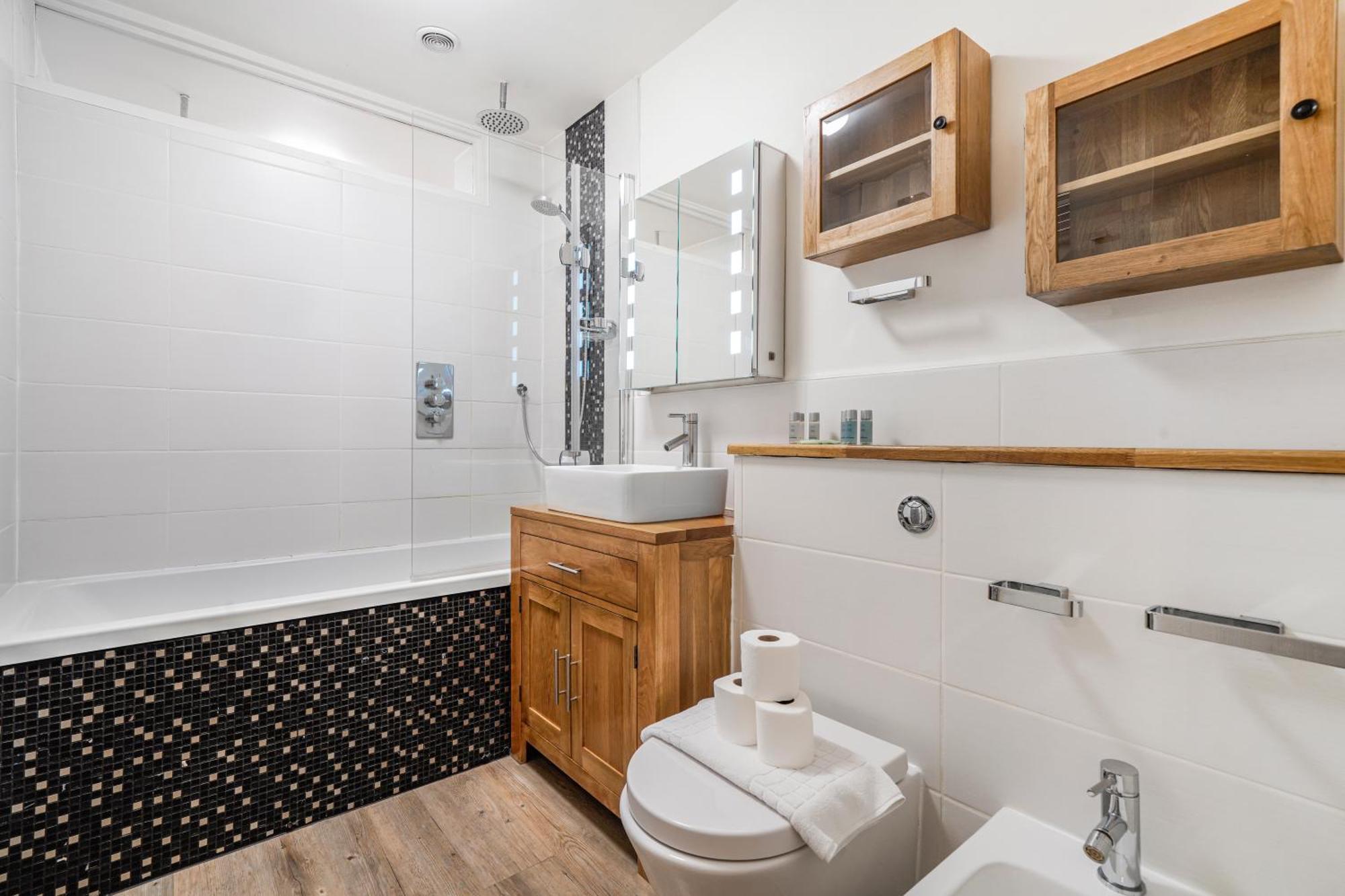 Executive 4 Bedroom Town House In Canada Water Free Wifi & Parking By City Stay Aparts London Kültér fotó
