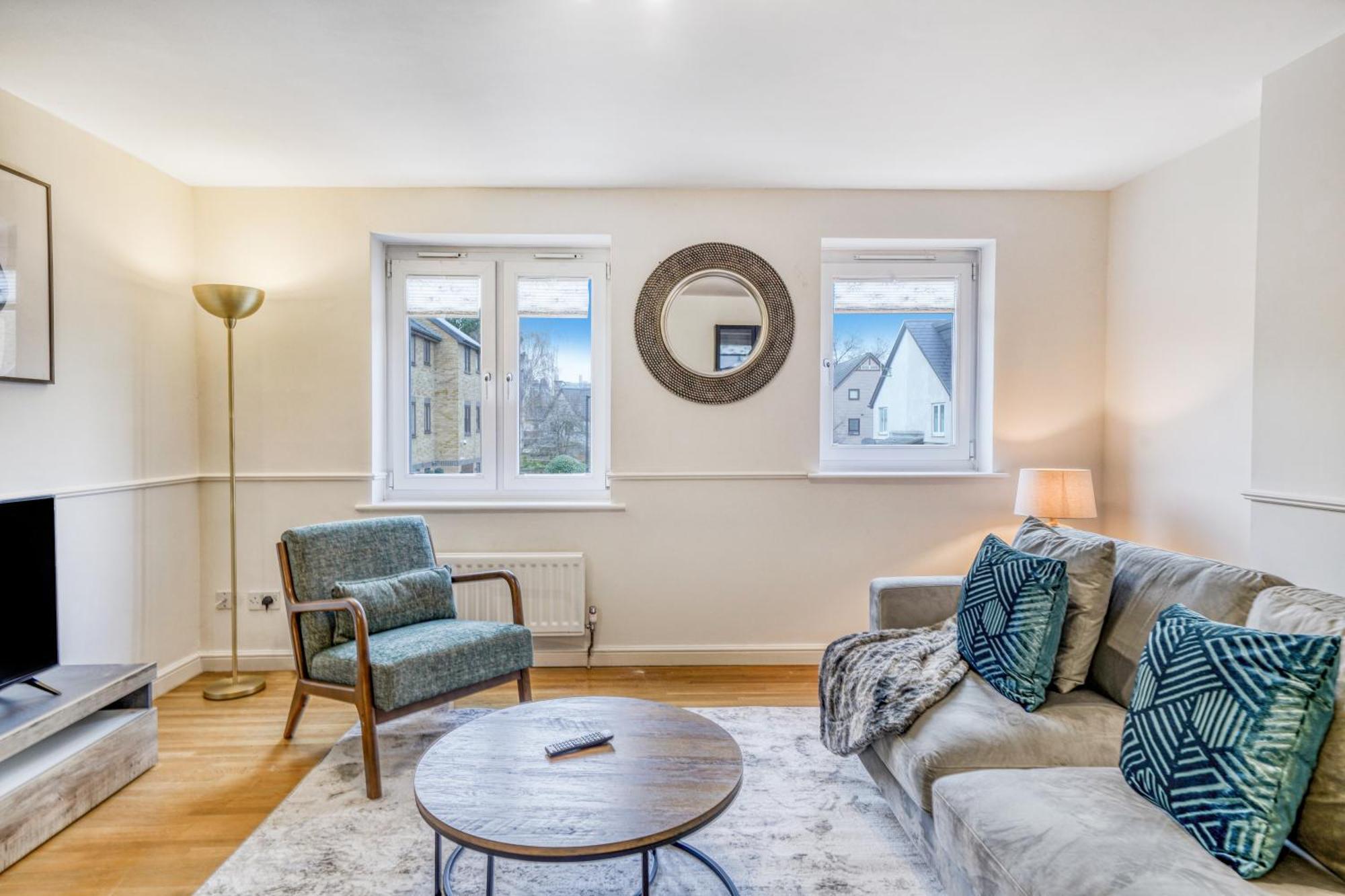 Executive 4 Bedroom Town House In Canada Water Free Wifi & Parking By City Stay Aparts London Kültér fotó