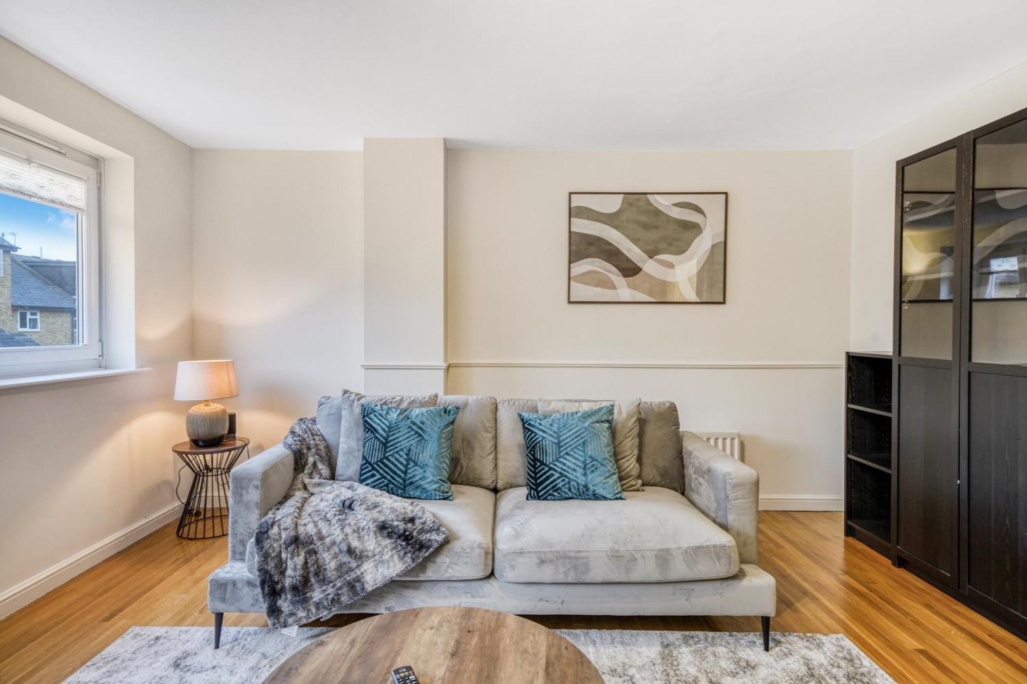 Executive 4 Bedroom Town House In Canada Water Free Wifi & Parking By City Stay Aparts London Kültér fotó